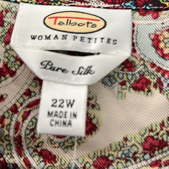 NWT Gorgeous silk blouse - Picture 3 of 5